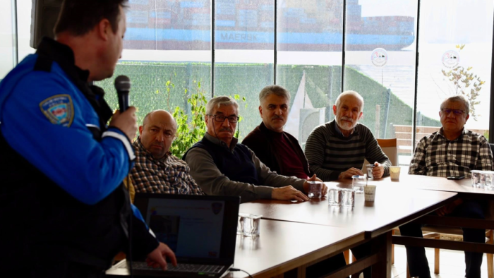 60+ Aktif Yaşlanma Kulübü’nde güvenlik bilgilendirme programı düzenlendi